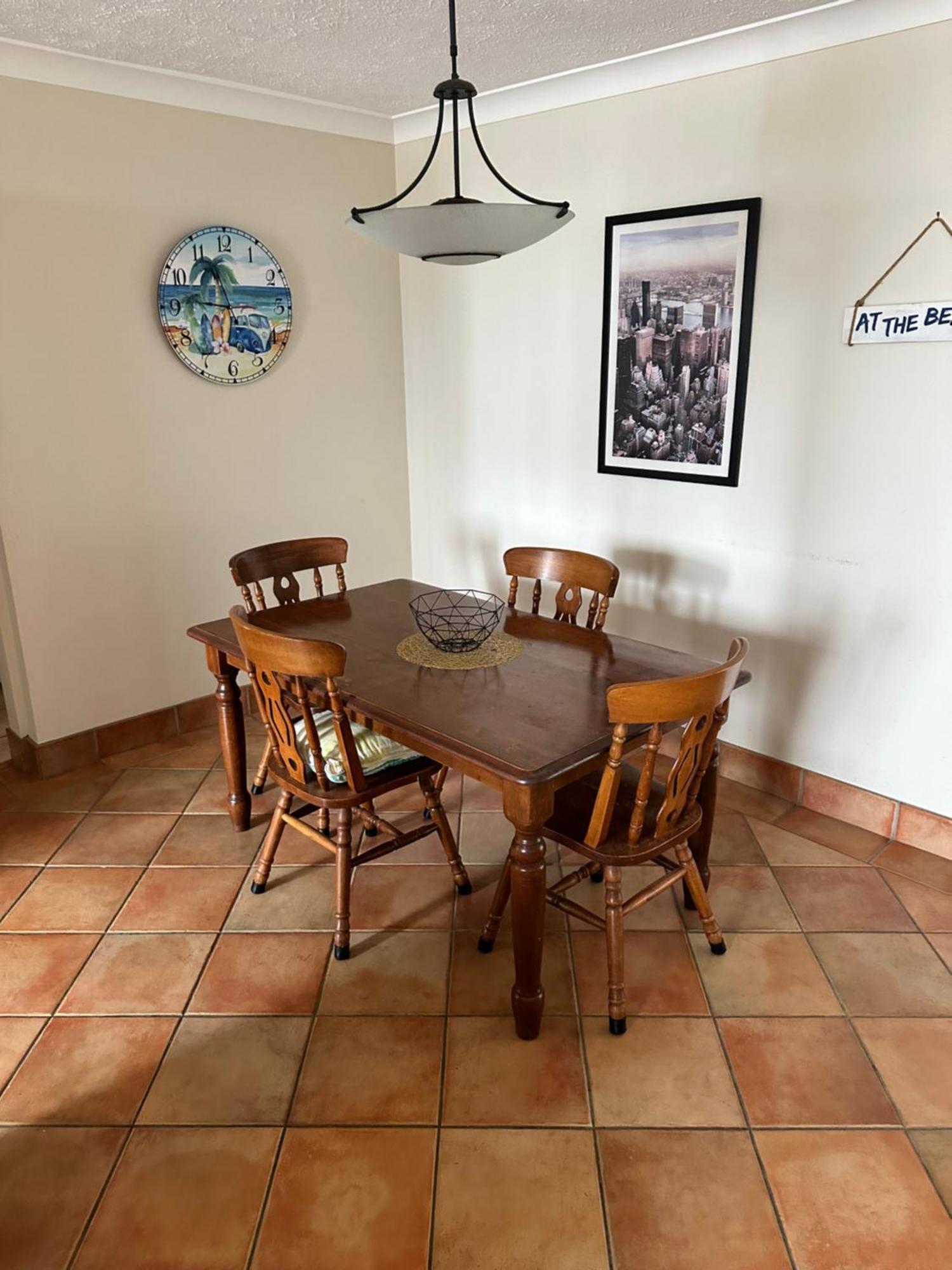Queensleigh Holiday Apartments Broadbeach Εξωτερικό φωτογραφία