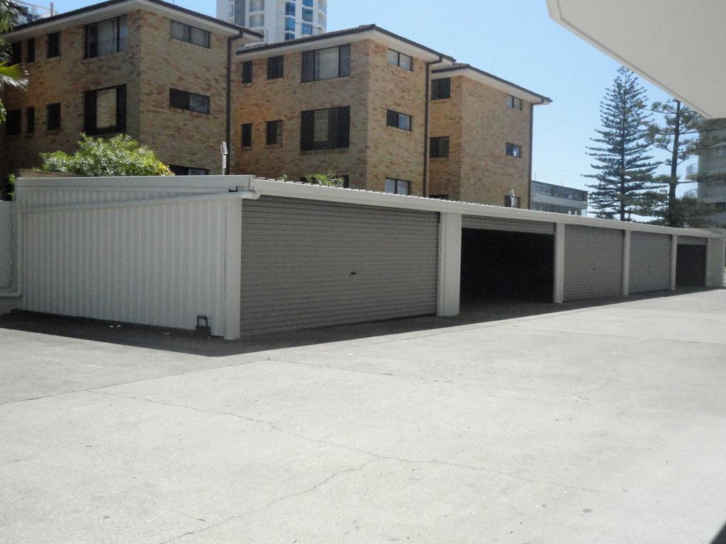 Queensleigh Holiday Apartments Broadbeach Εξωτερικό φωτογραφία